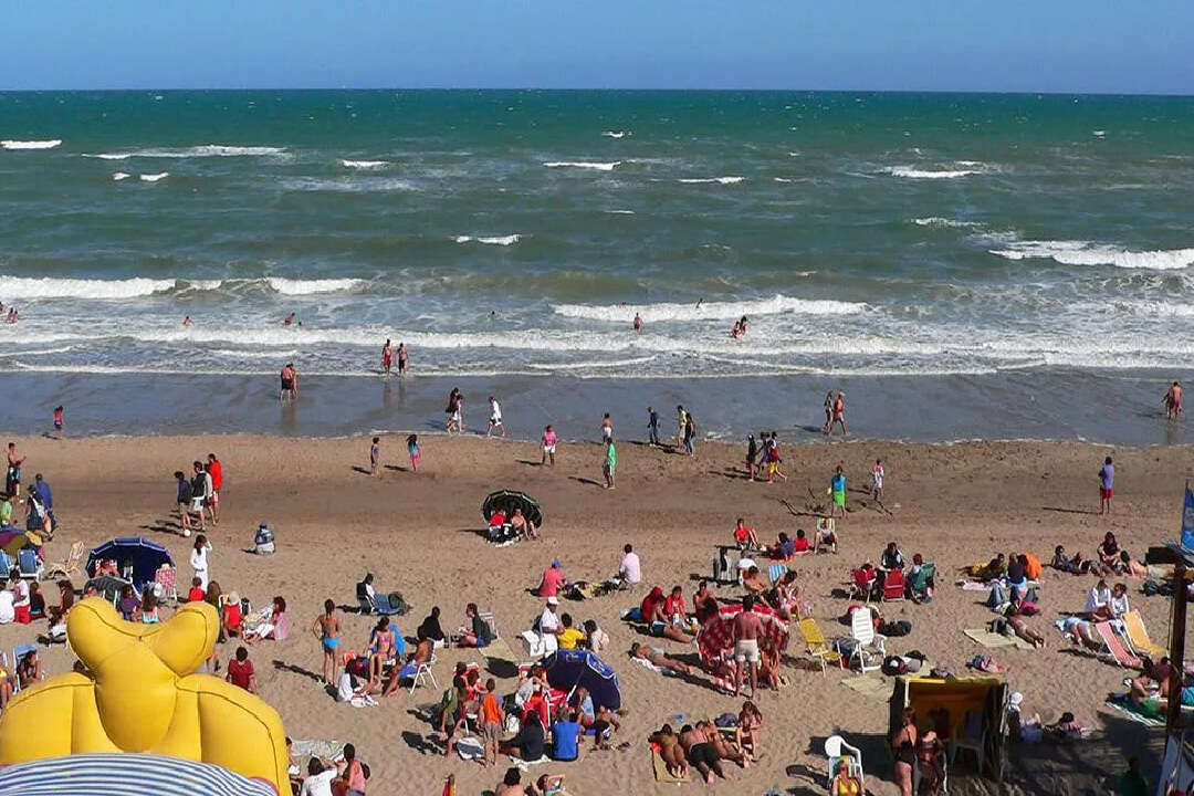 Las mejores actividades para hacer en la playa, según la Inteligencia Artificial