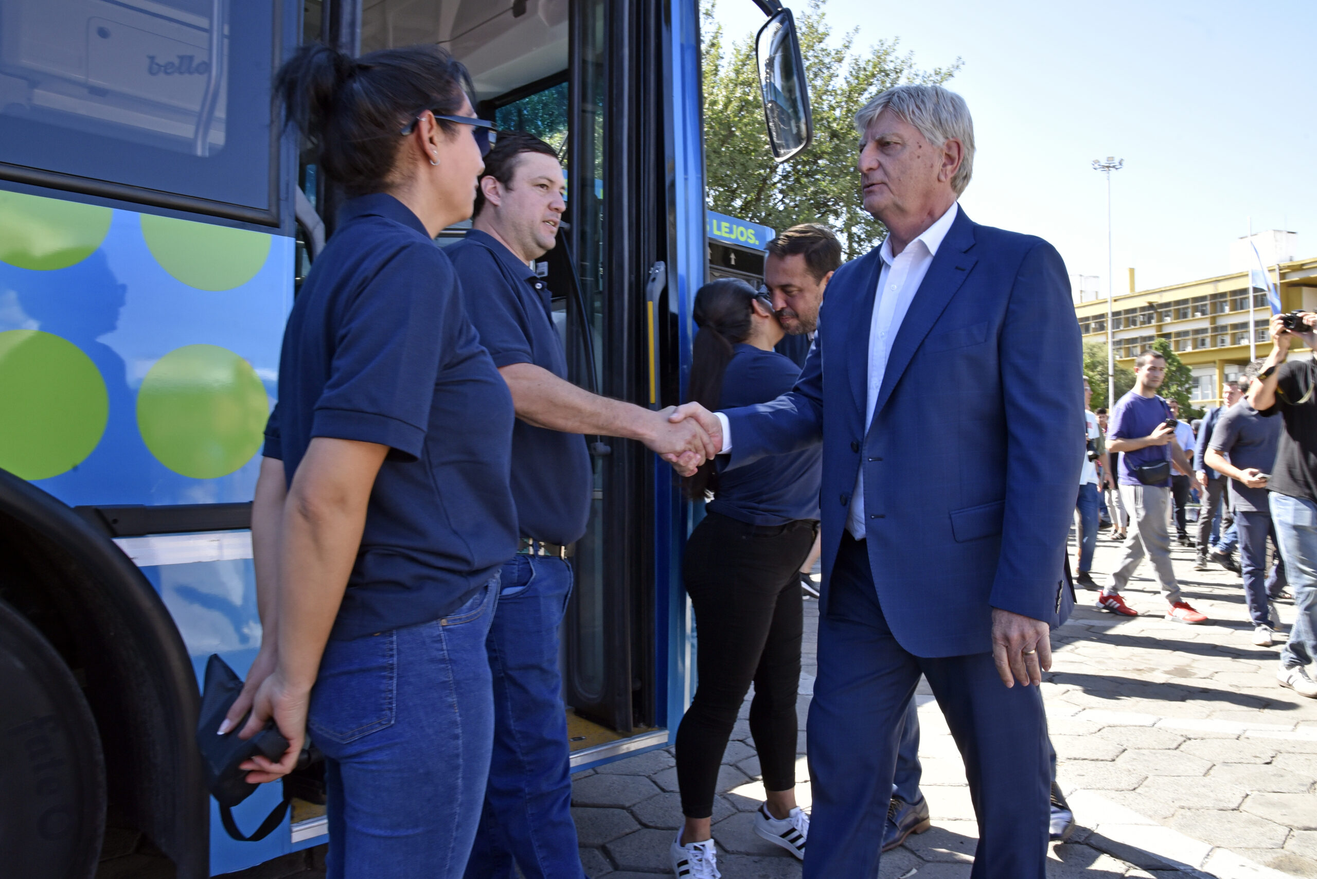 Nuevos colectivos para Santa Rosa: “Garantizan el acceso a la educación pública y fortalecen políticas de inclusión”, dijo Ziliotto