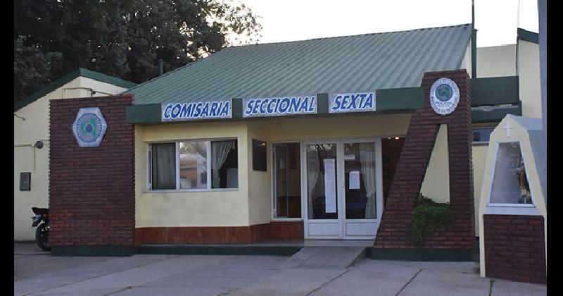 Santa Rosa: Un hombre estaba durmiendo, lo apuñalaron por la espalda y le robaron el celular