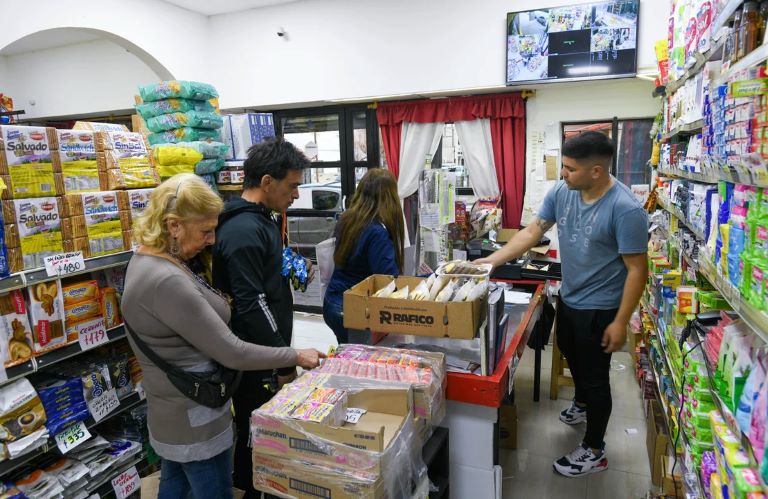 Â¿Qué tendencias marcarán el consumo masivo en 2025, tras un 2024 de fuerte caída?