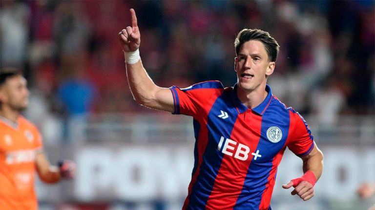 Fútbol: Con un penal polémico, San Lorenzo le ganó a Platense y sigue invicto en el Torneo Apertura 2025