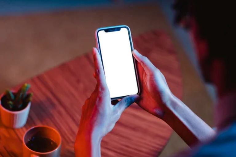 Australia: Investigación descarta que el uso de celulares esté relacionado con diversos tipos de cáncer