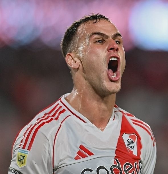 Fútbol: Gallardo convenció a González Pirez y se queda en River