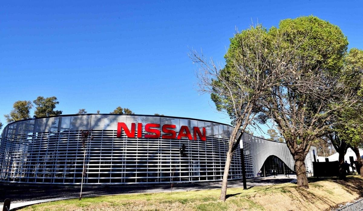 Nissan paraliza su producción en Córdoba en medio de versiones de cierre
