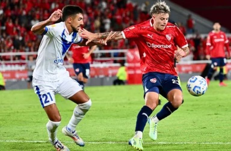 Fútbol: Independiente goleó a Vélez y es puntero de la Zona B del Torneo Apertura