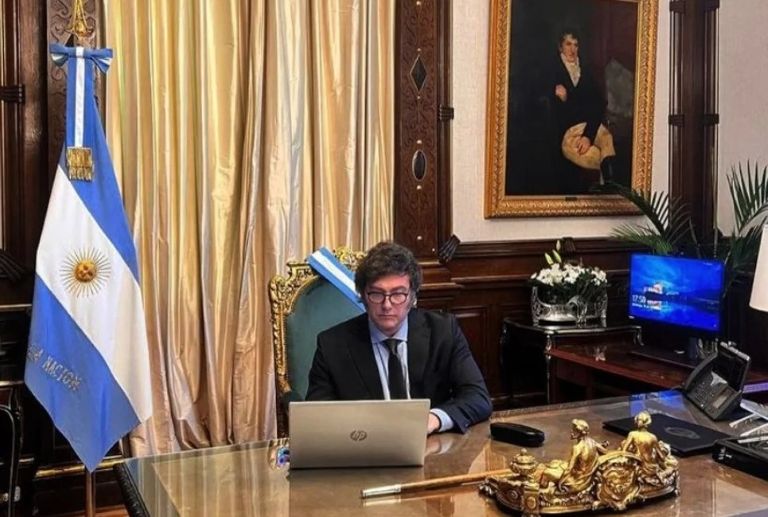 Javier Milei le pidió a Axel Kicillof que renuncie para que Nación intervenga la provincia de Buenos Aires