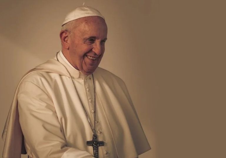 Vaticano: Dieron a conocer un nuevo parte médico del papa Francisco y dice que “descansó bien, toda la noche”
