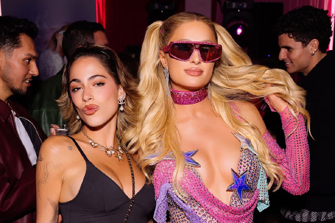 Tini Stoessel brilló en la exclusiva fiesta de cumpleaños de Paris Hilton: invitación de lujo y pura diversión