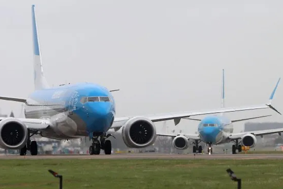 Líneas aéreas: hubo récord de pasajeros en enero, pero Aerolíneas Argentinas fue la menos favorecida