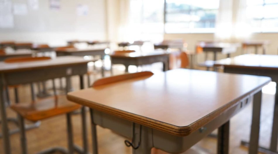 Sobreseyeron a una madre imputada por las reiteradas faltas de su hijo al colegio: “Los adolescentes tienen derechos, pero también obligaciones”