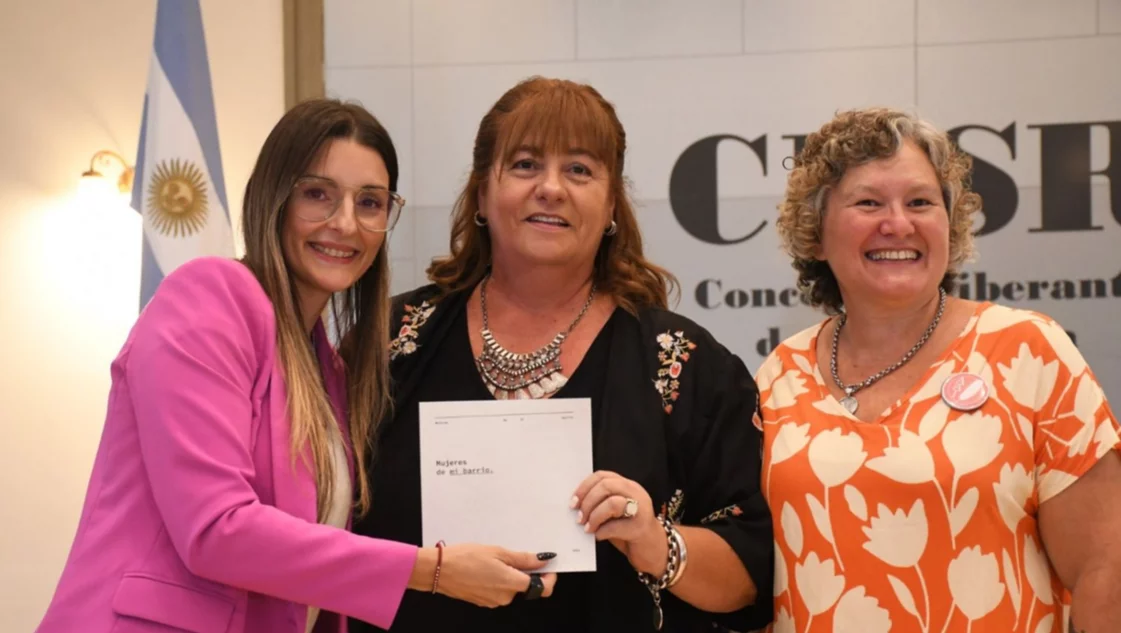 Santa Rosa: en “Mujeres de mi Barrio” homenajearán a deportistas y periodistas