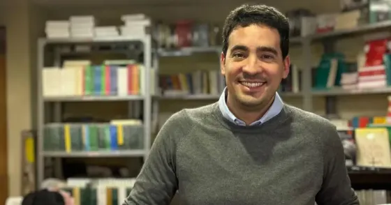 Adrián Ravier y su adhesión a la provocación negacionista