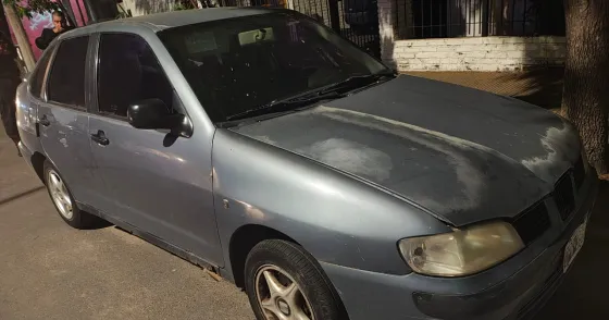 Santa Rosa: detienen a un joven tras robar en un auto estacionado en el centro