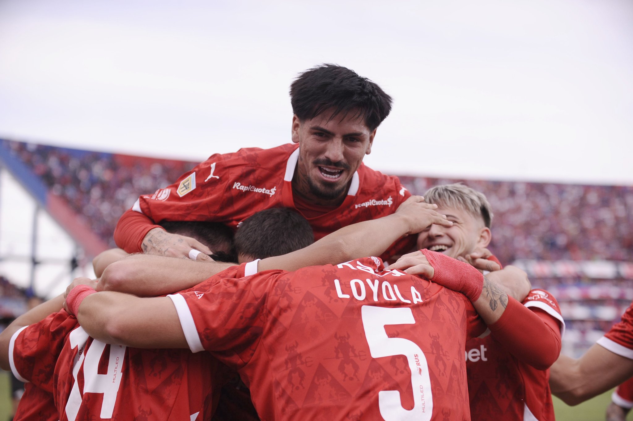 Fútbol: Independiente venció a San Lorenzo, lidera su zona y llega afilado al clásico