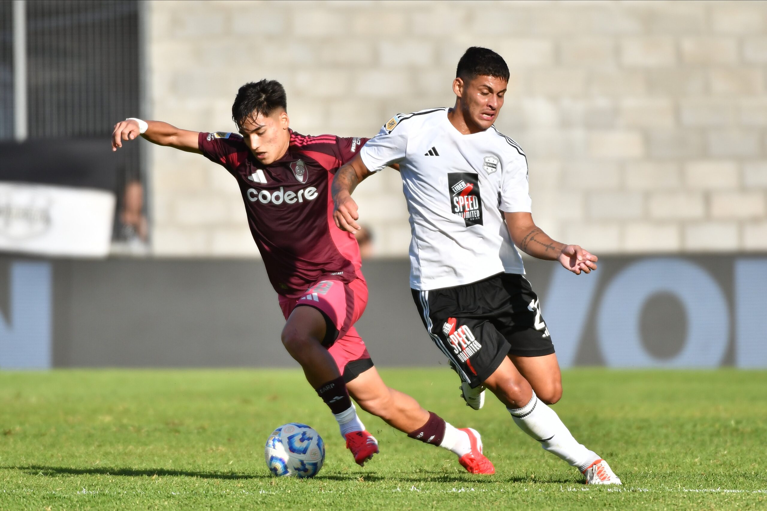 Fútbol: River volvió a demostrar una floja imagen y empató con Deportivo Riestra