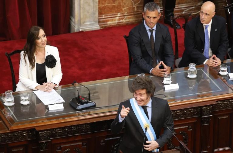 CABA: Opositores realizarán hoy un acto para exigir un juicio político a Javier Milei