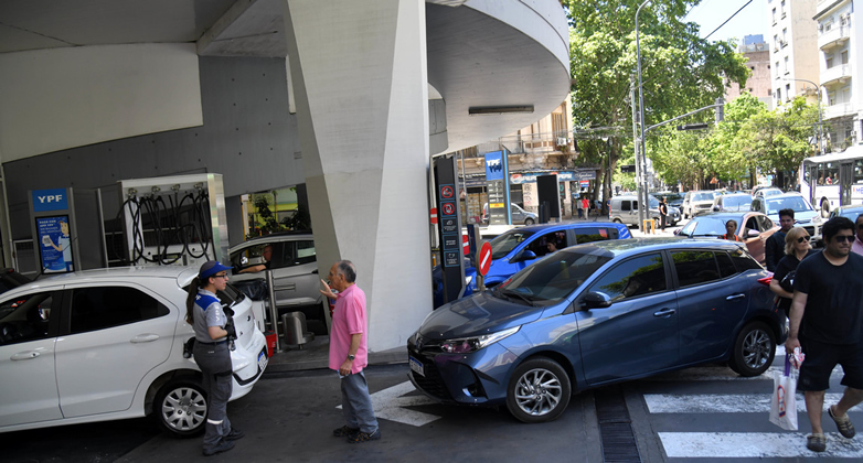 La venta de combustibles en Estaciones de Servicio alcanzó el equilibrio tras 14 meses de caídas consecutivas