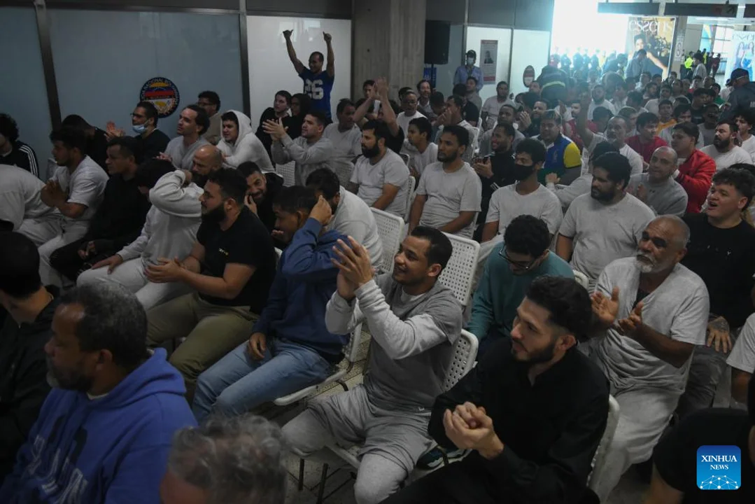 Venezuela: llegaron al país otros 175 migrantes deportados de Estados Unidos