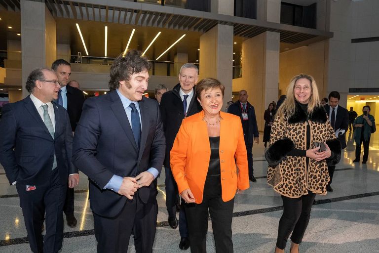 El Gobierno confirmó que intentará cerrar un nuevo acuerdo con el FMI en el primer cuatrimestre del año