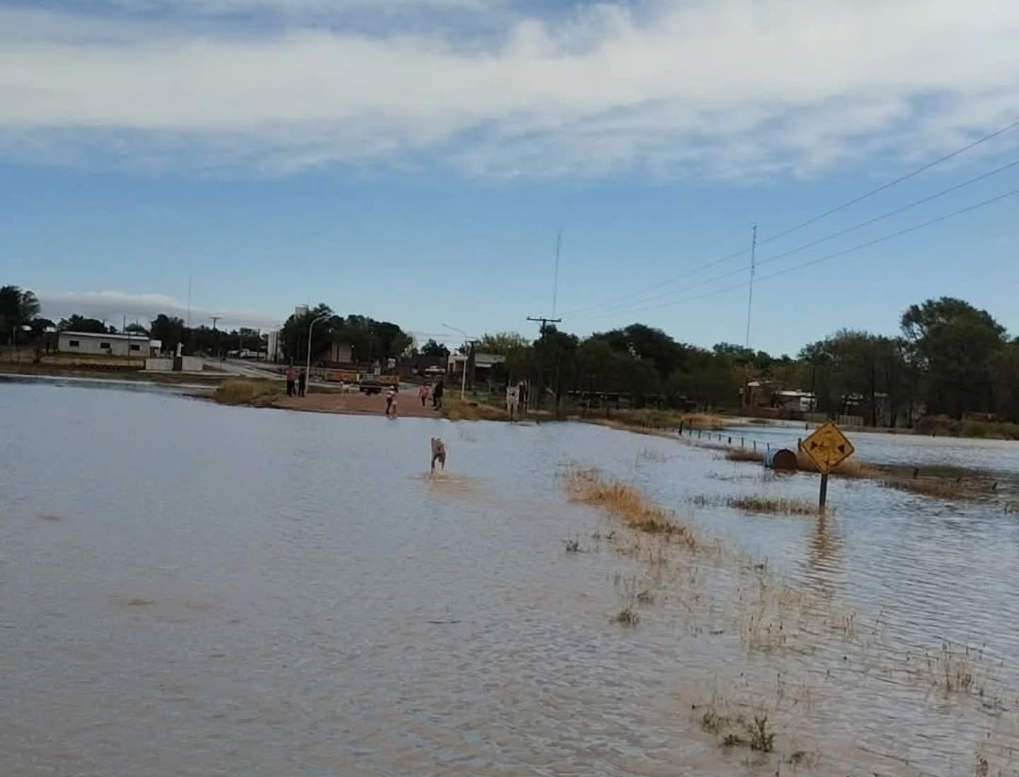 Intensas lluvias afectan Cuchillo Có y La Adela