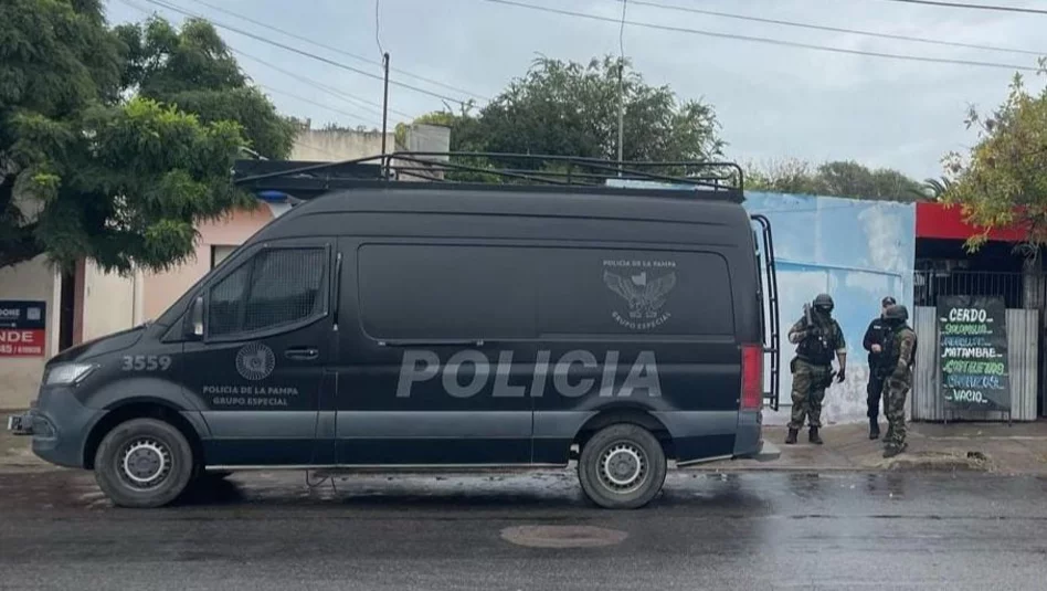 General Pico: tres detenidos por el robo de 80 plantas de marihuana