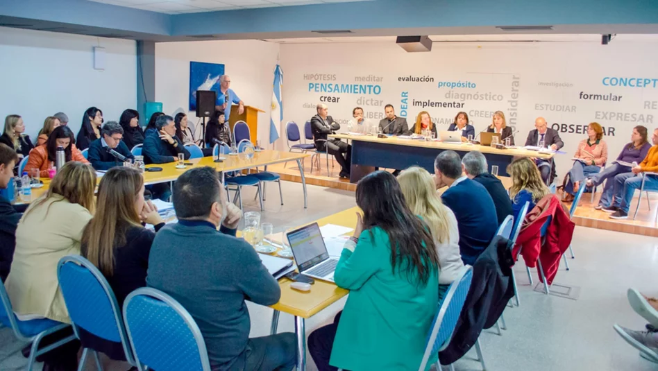 La Provincia sostiene sola los programas sociales tras el retiro de Nación: ya se dieron de baja 28 iniciativas