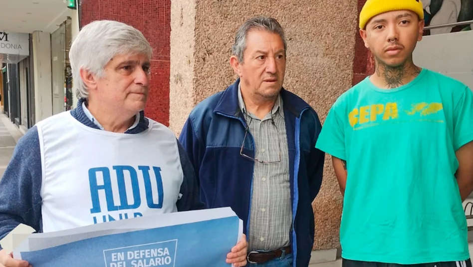 Docentes universitarios reclaman recomposición salarial: “Con Milei hemos perdido el 120 % de nuestro salario”
