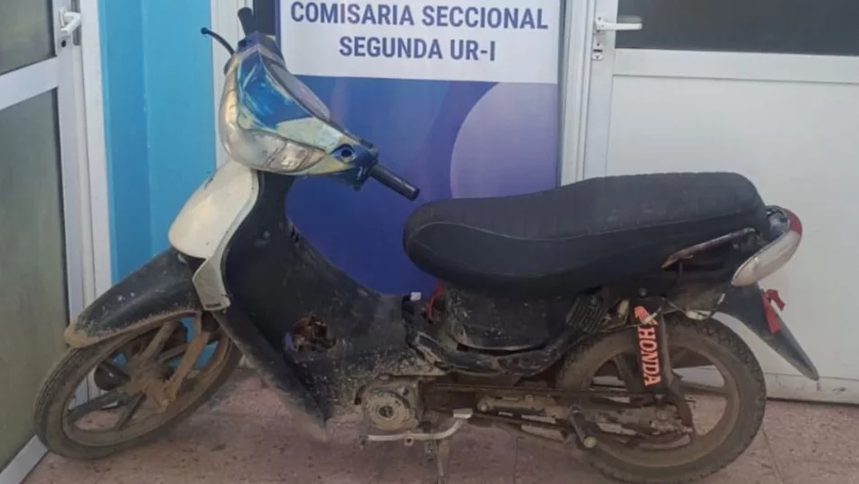 Recuperan moto robada en 2024 durante un patrullaje en Santa Rosa