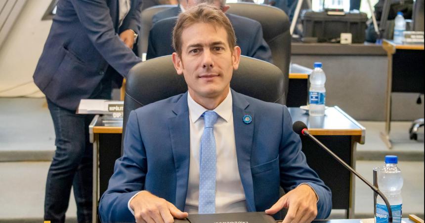 Diputado provincial alerta que el BLP quiere instaurar jubilaciones de privilegio
