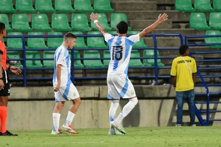 Fútbol: goleada de la Selección argentina ante Paraguay en el Sudamericano Sub 17