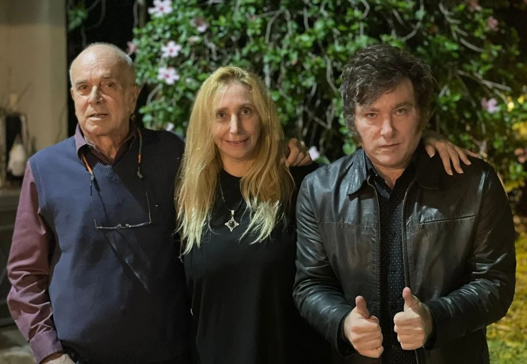 “Me pregunto si no estaríamos mejor con Lilia Lemoine”, dijo un ex asesor de Javier Milei liquidando a Luis Caputo