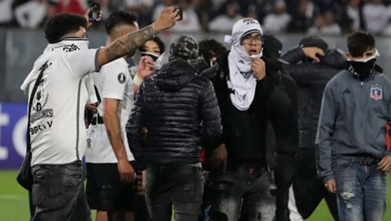 Fútbol: tragedia en Chile, dos hinchas fallecieron por incidentes en la previa entre Colo Colo y Fortaleza