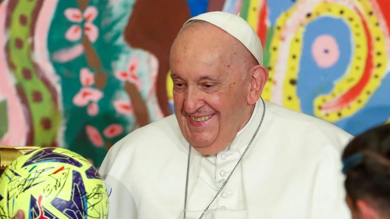 Fútbol: por la muerte del papa Francisco no habrá partidos de ninguna categoría en la Argentina