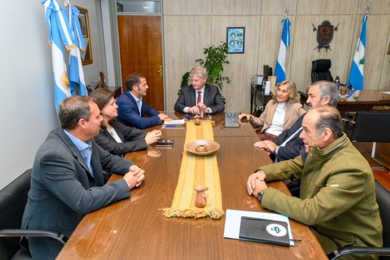 Ziliotto se reunió con autoridades de CARBAP para analizar la situación del sector y proyectar acciones futuras