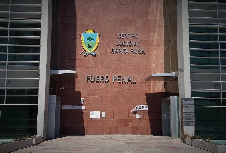 El TIP confirmó una condena contra un empleado estatal por hurto en un depósito de Educación