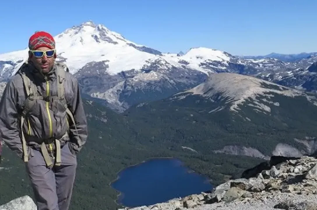 Francia: murió un reconocido guía argentino tras sufrir un accidente mientras esquiaba en los Alpes