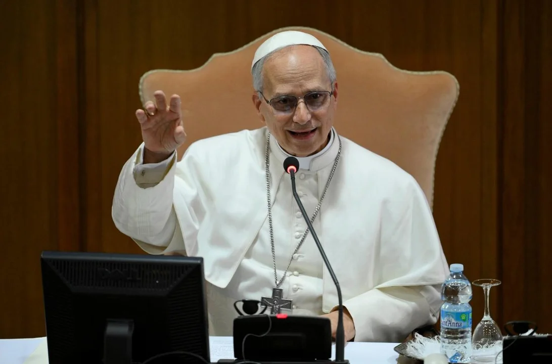 Vaticano: el Papa llamó a silenciar las armas en el mundo y se propuso como mediador para lograr la paz