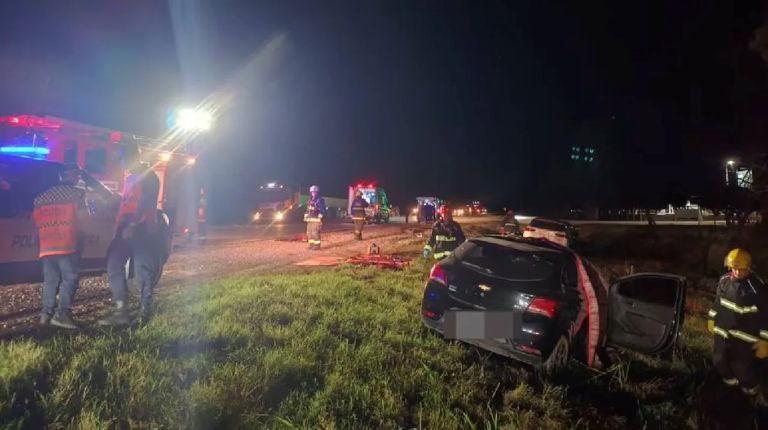 Córdoba: diputado protagonizó un choque fatal en la Ruta 6 y murió una mujer