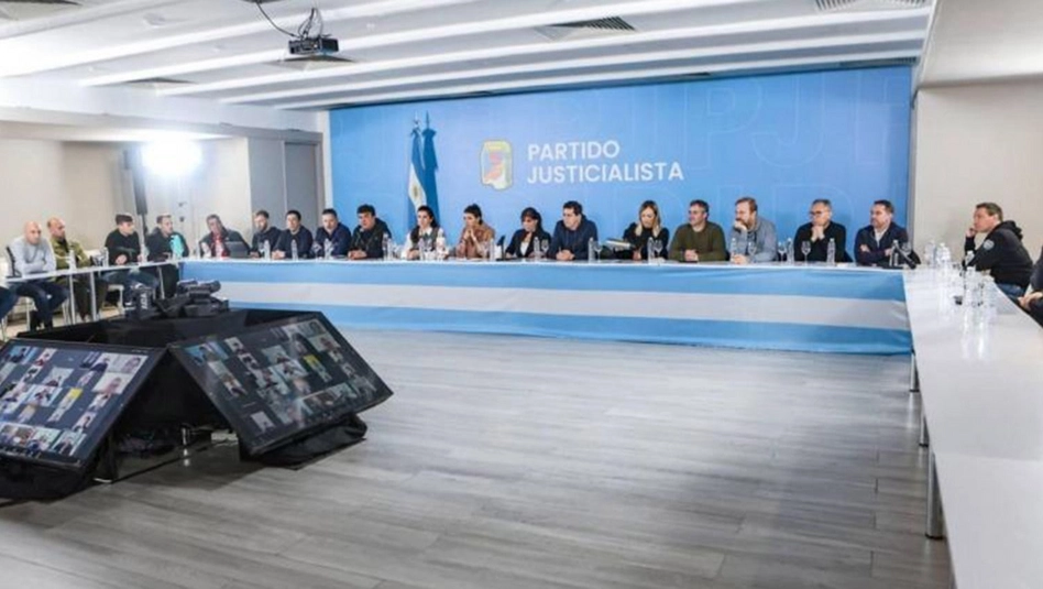 El PJ se reorganiza tras el fallo contra Cristina y prepara una mesa federal