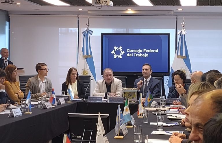 Fuerte reclamo de las provincias a Nación por la “crisis económica y laboral”