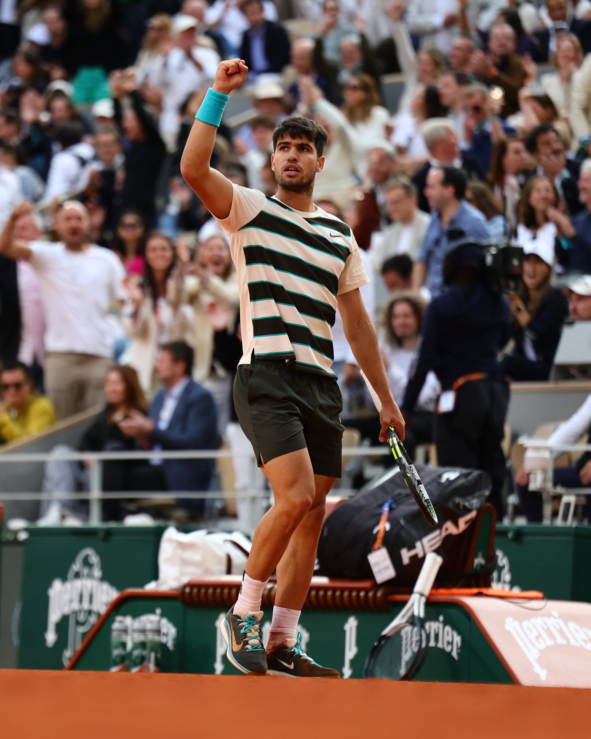 Tenis: Alcaraz dio vuelta una final histórica y se quedó con Roland Garros