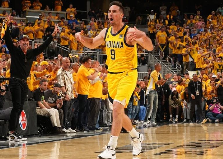 Básquetbol: Indiana Pacers venció de local a Oklahoma City Thunder y lidera 2-1 la serie final de la NBA