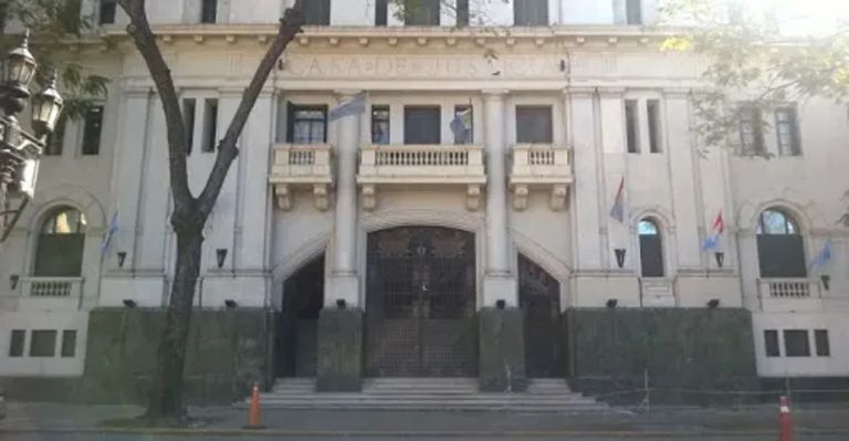 Santa Fe: condenaron a 32 años de prisión a un joven por cometer seis crímenes