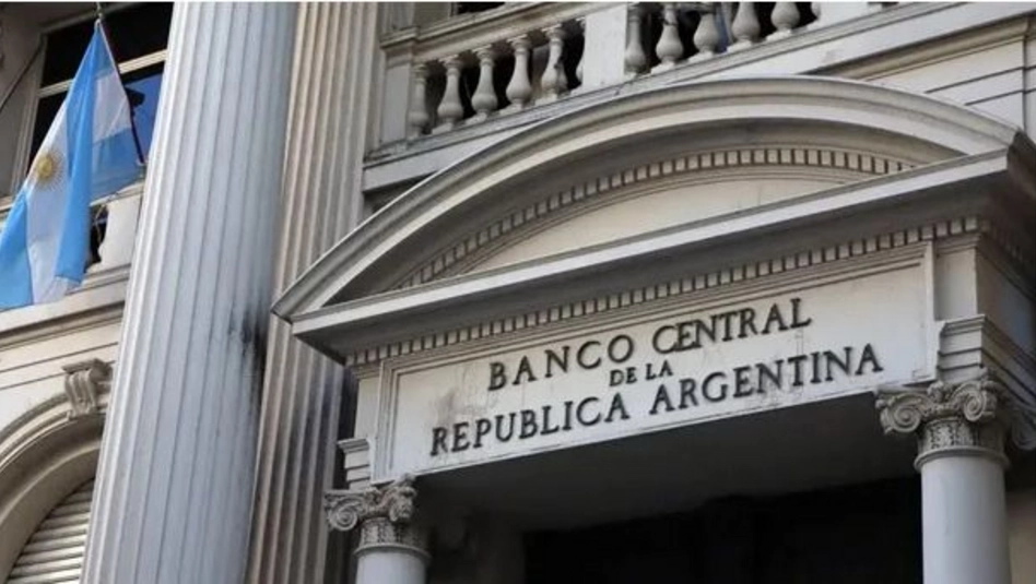 Las reservas del Banco Central cayeron 220 millones de dólares