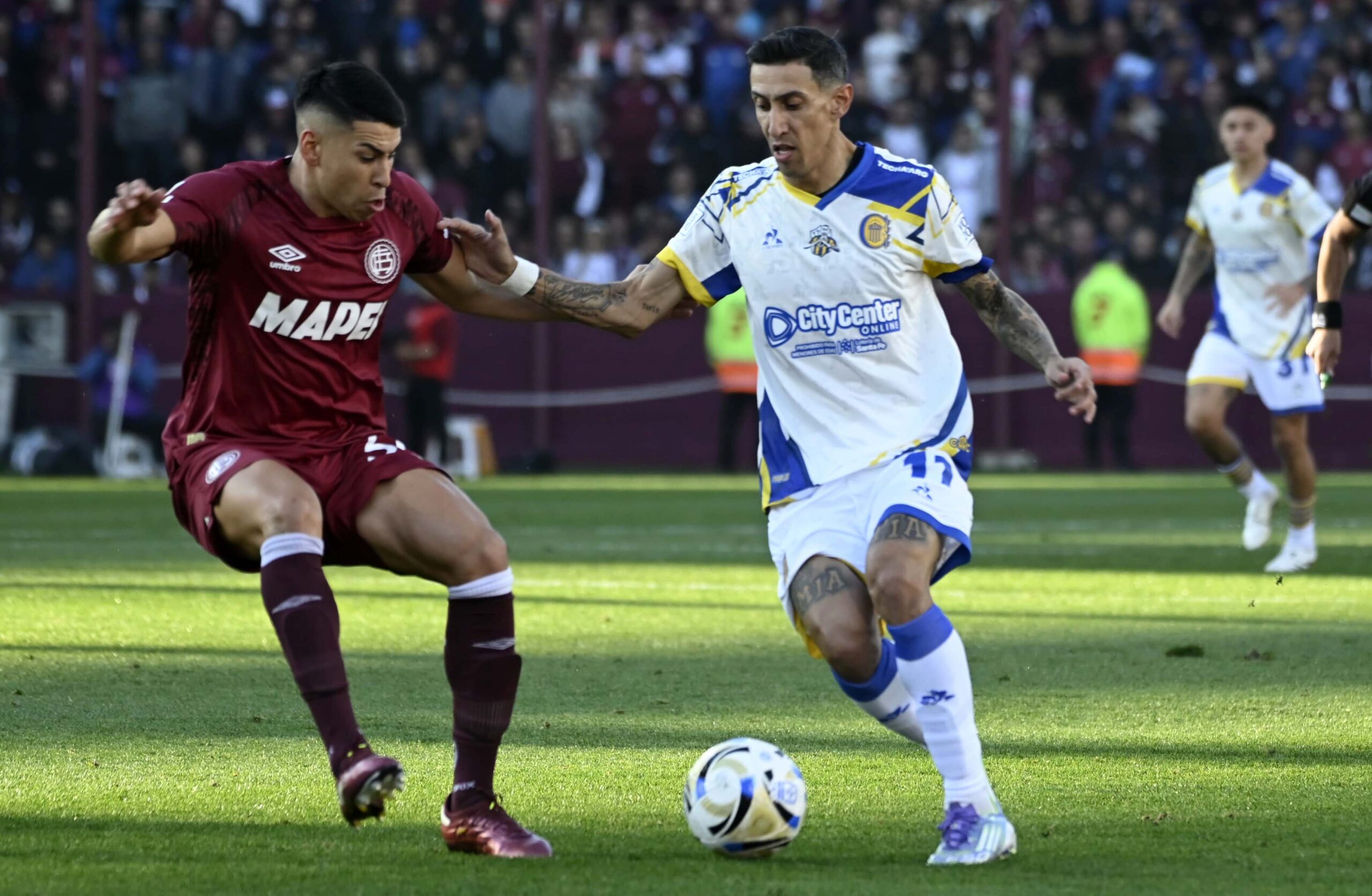 Fútbol: con un nuevo gol de Di María, Rosario Central venció a Lanús y consiguió su primer victoria