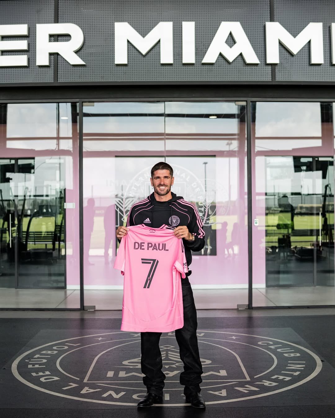 Fútbol: Inter de Miami presentó a Rodrigo De Paul
