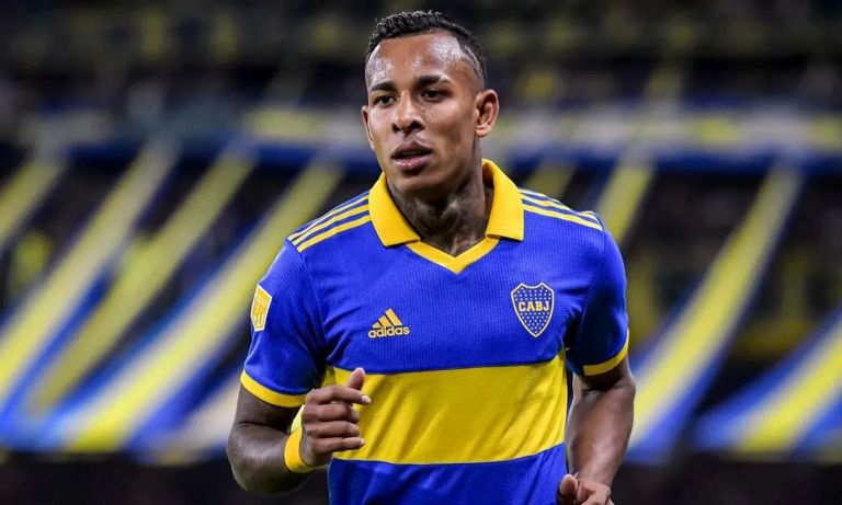Fútbol: otro dolor de cabeza para Juan Román Riquelme y Boca por la millonaria demanda de Sebastián Villa