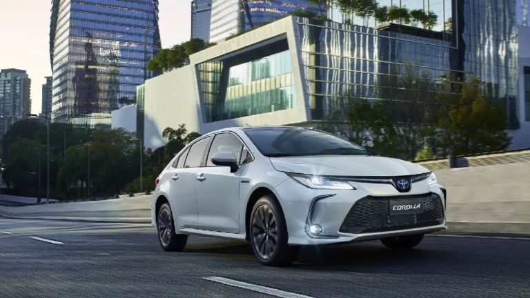 Los autos 0 km ya se pueden pagar con dólares y en cuotas en Argentina: modelos disponibles y precios