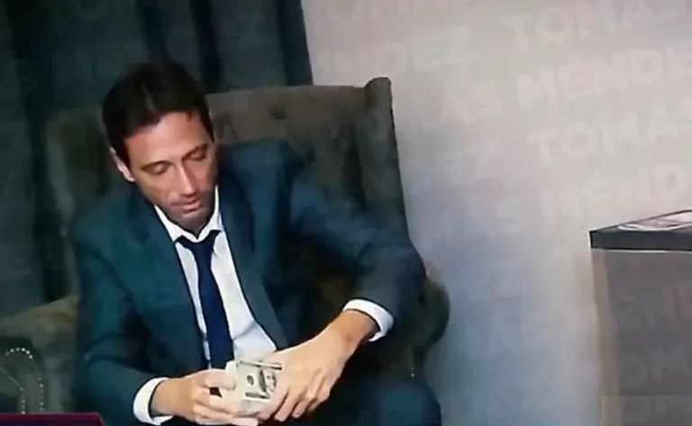 Fútbol: “Me hicieron una cama, pero pido perdón y vuelvo a la presidencia de San Lorenzo”, dijo Moretti