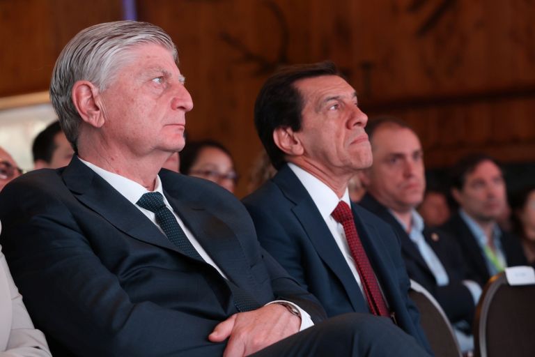 El gobernador Ziliotto participa en el Foro Iberoamericano de Garantías y Financiamiento para PYMEs en Bariloche